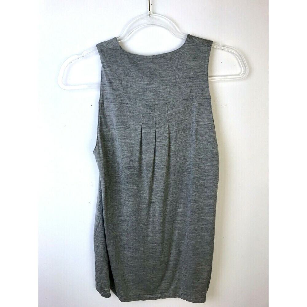 Fine Collection Designed In Paris Gray Silk Top Women's Small Key Hole Neck - Picture 2 of 8